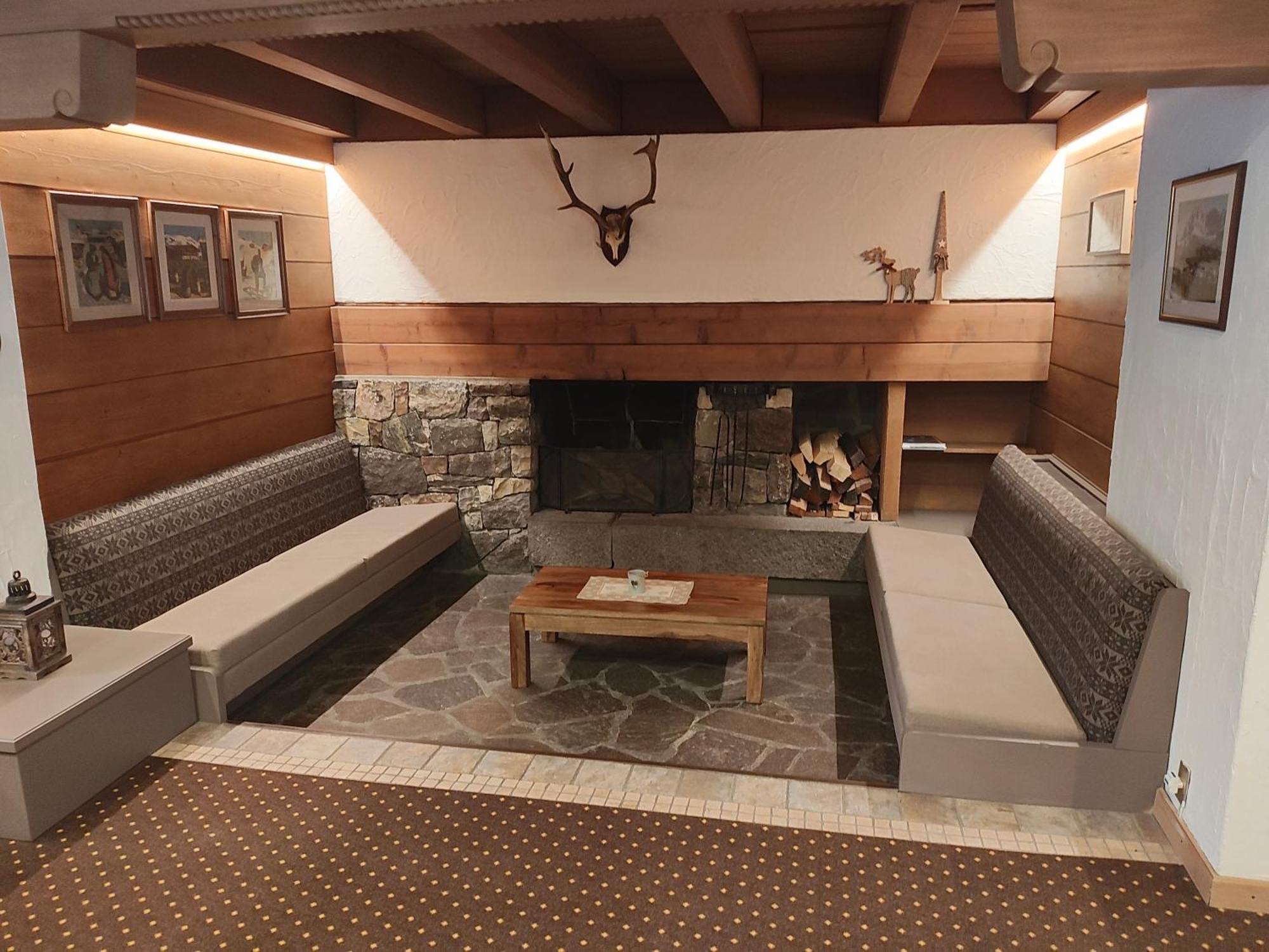 Hotel San Martino Сан Мартино ди Кастроза Екстериор снимка
