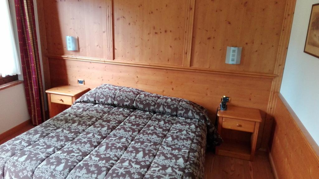 Hotel San Martino Сан Мартино ди Кастроза Екстериор снимка